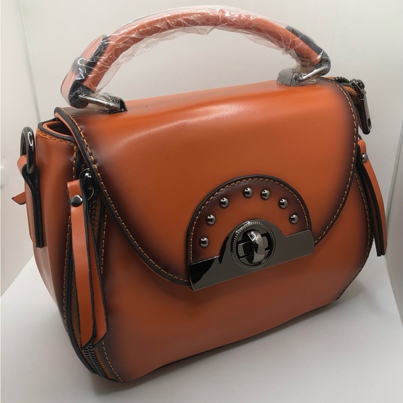 Woman Vintage Sitching Rivet Decorative Flap Saddle Bag - Picture 6 of 6